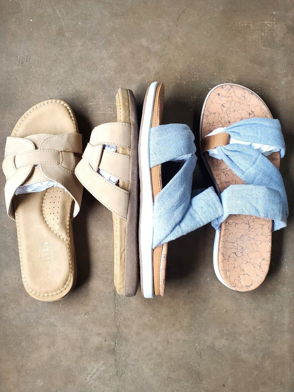 Lot of 2 Comfort Slide Sandals Size 7.5 • Clarks & Cliffs by White Mountain